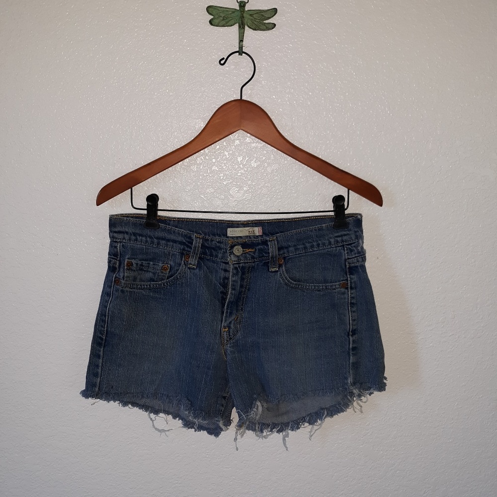 LEVIS 515 CUT OFF SHORTS SIZE 8